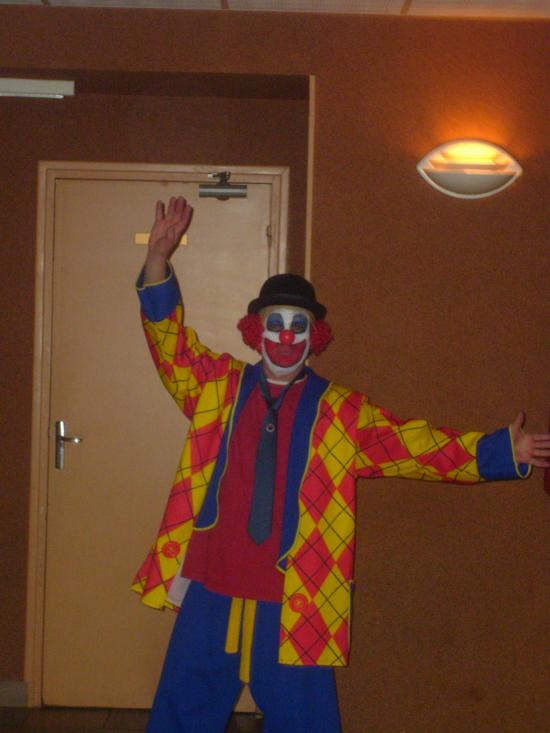 Remise maillots ,et  table  740 ITTF le 17-10-2009